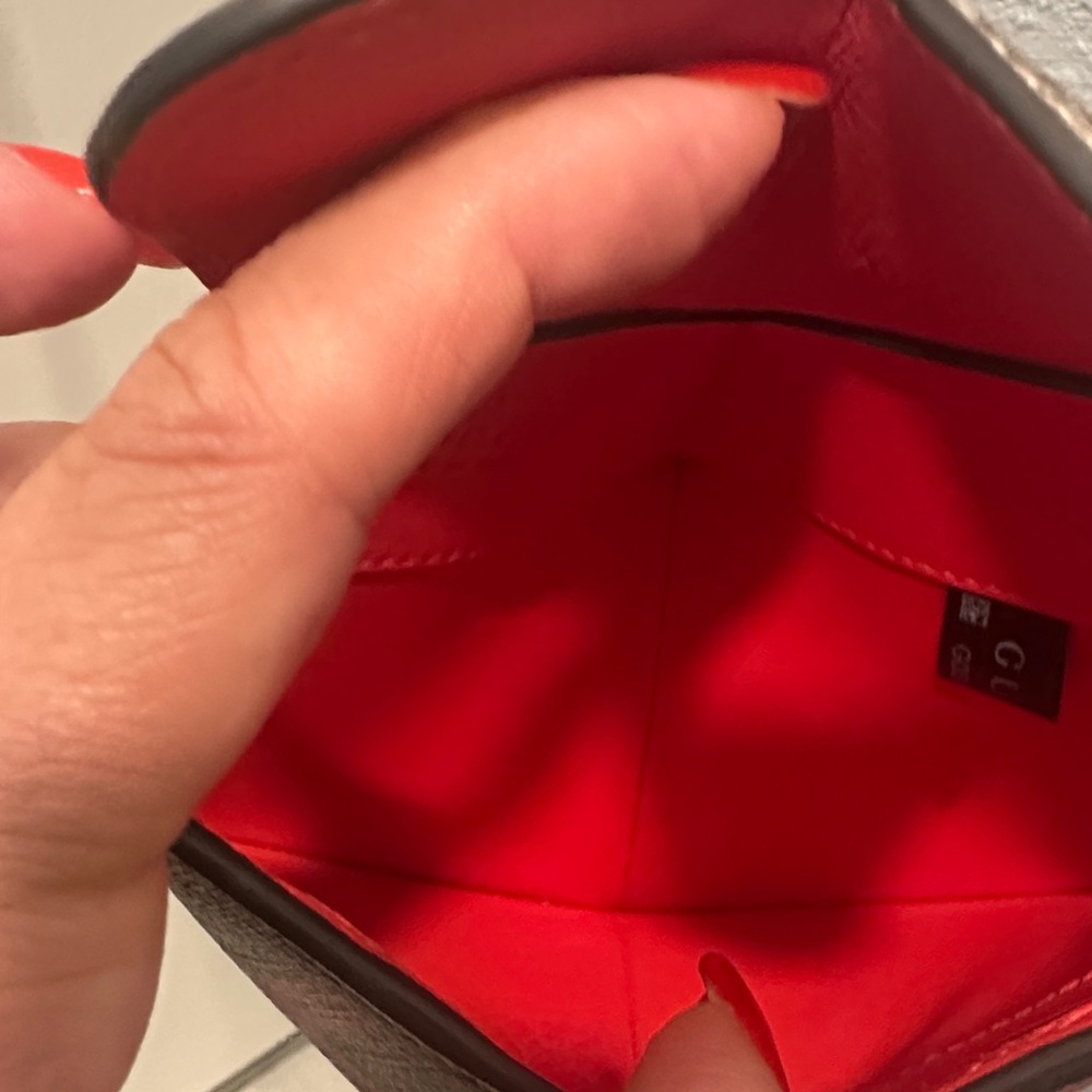 Gucci Valentine’s Day Heart Mini Bag - Picture 8 of 12